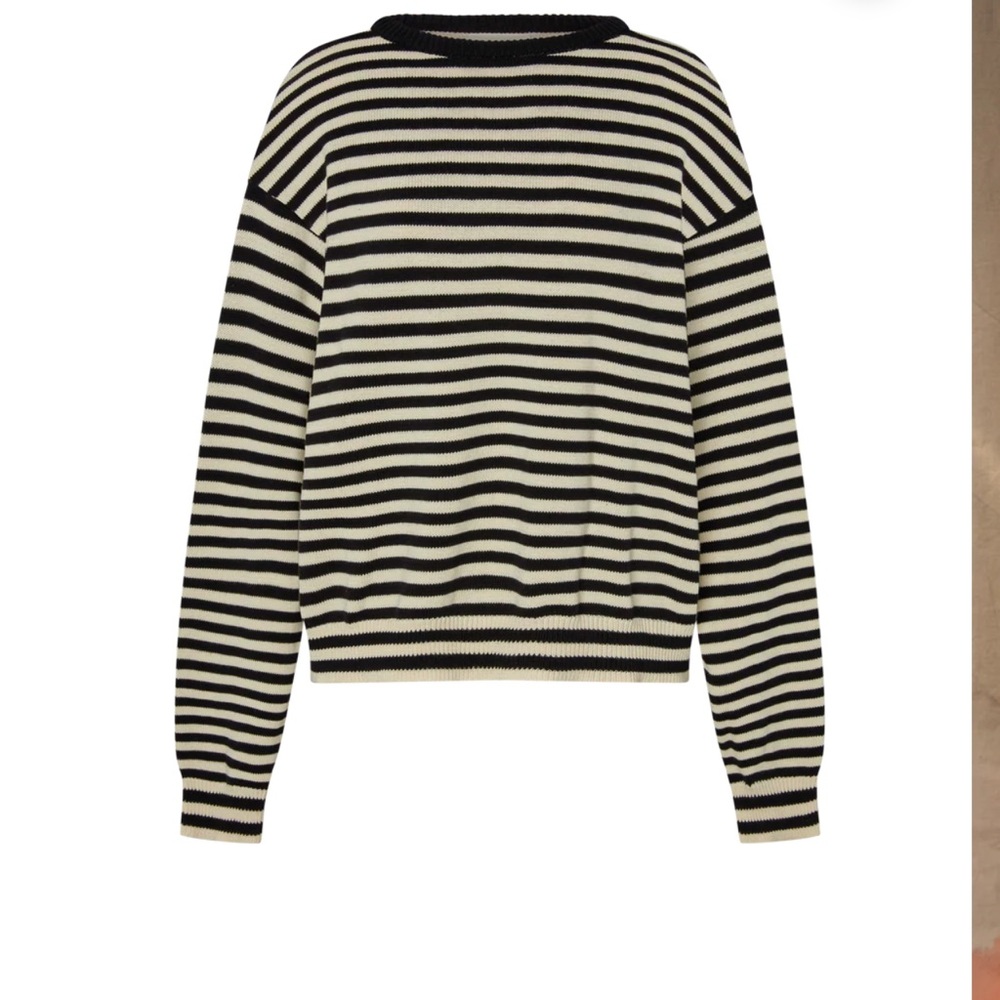 THE "I CAN'T BELIEVE IT'S NOT VINTAGE" CREWNECK